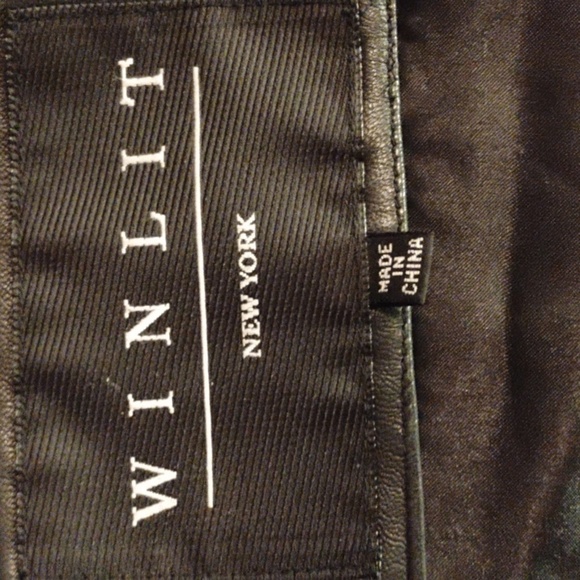 Winlit New York blank leather jacket. No size tag, please see measurements - Picture 7 of 10